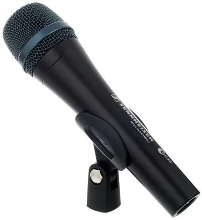 Микрофон проводной Sennheiser E 935 черный
